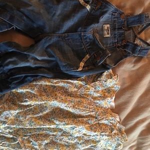 6/9 month OshKosh outfit